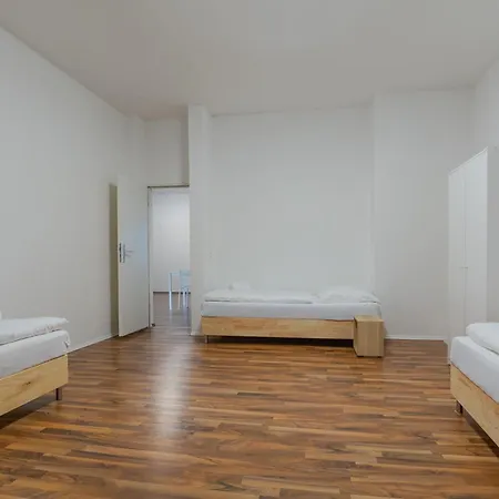 T&k - - 3 And 4 Monteur Daire Duisburg